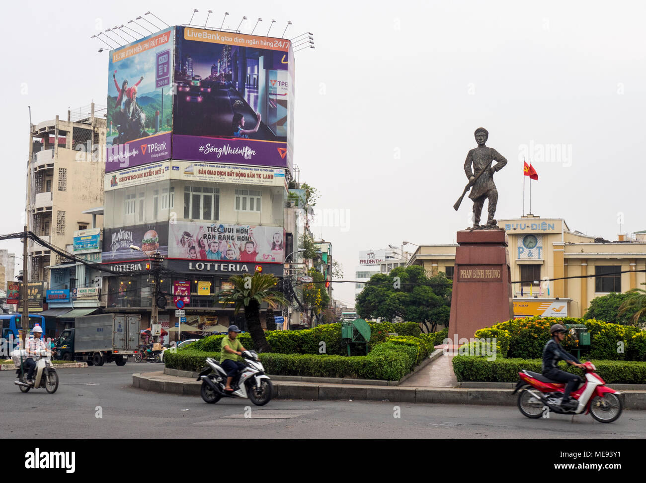 Eine Statue des revolutionären Helden Phan Dinh Phung in Ho Chi Minh City, Vietnam Stockfoto