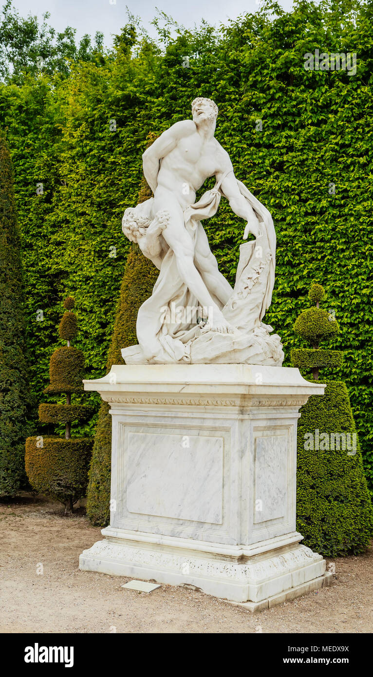 Samson Kampft Mit Dem Lowen Statue Im Garten Von Schloss