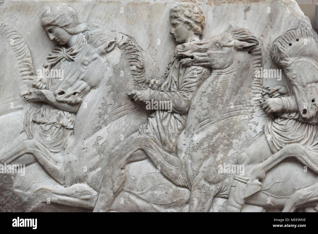 London. England. British Museum, Parthenon-fries (Elgin Marbles), Reiter aus dem Norden Fries, vom Parthenon auf der Akropolis in Athen, Ca. Stockfoto