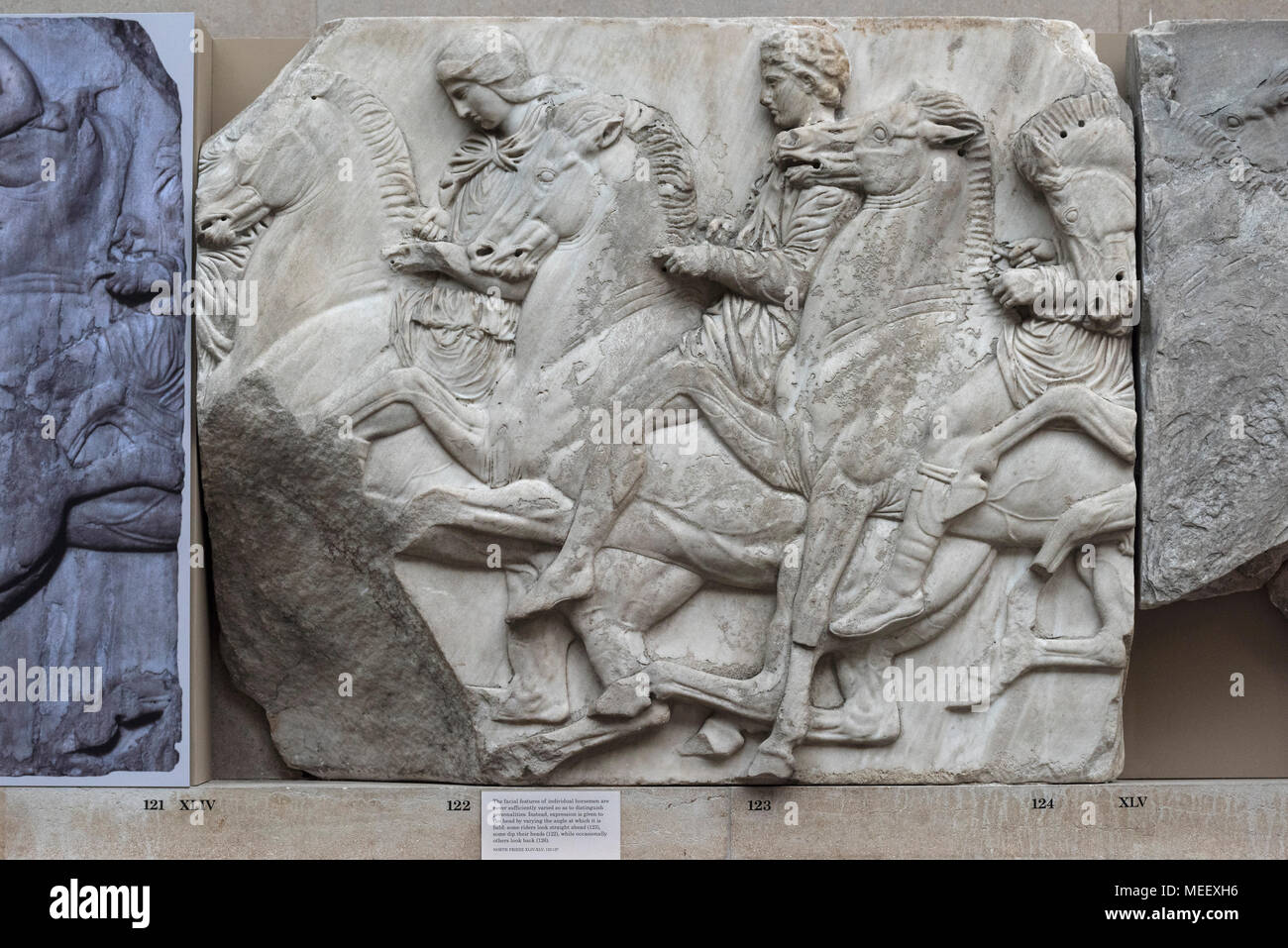 London. England. British Museum, Parthenon-fries (Elgin Marbles), Reiter aus dem Norden Fries, vom Parthenon auf der Akropolis in Athen, Ca. Stockfoto