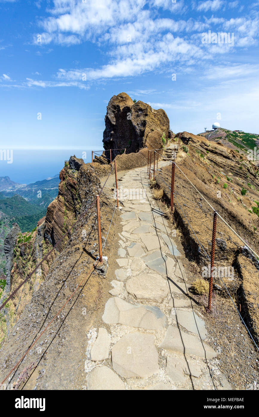 Wandern Bergsteigen Treppe oben Wolken Madeira Stockfoto