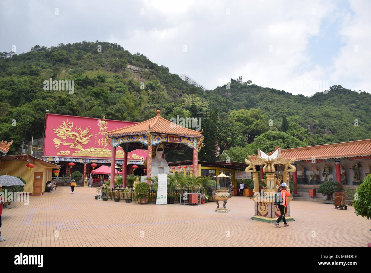 Blick auf die Zehn Tausend Buddhas Monastery in Sha Tin, in Hongkong, China Stockfoto