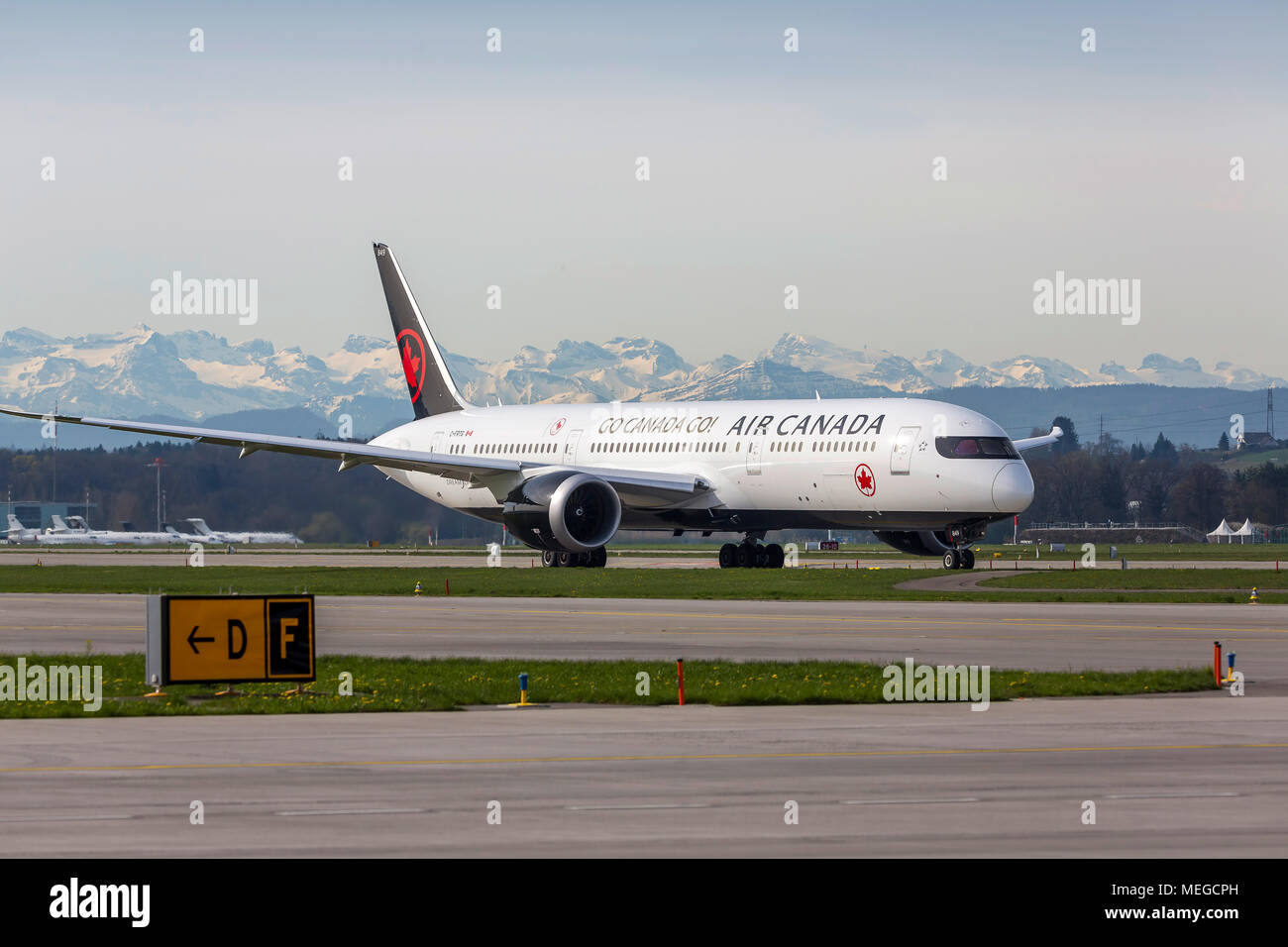 Von Flughafen Zürich Nach Alcudia Park Mit Dem Flugzeug www.alamy.de