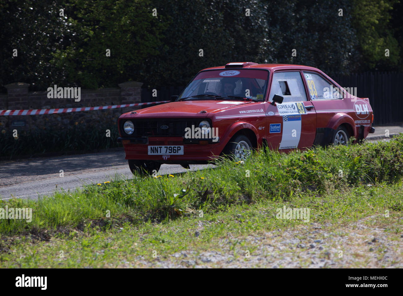 Tendring und Clacton, England. 22. April 2018. Der erste geschlossene Road Rally in England fegt durch Tendring, Essex gehalten zu werden. Die wegweisende Corbeau sitze Rallye sieht 120 Wettbewerber über fünf Wertungsprüfungen konkurrieren. Rund 10.000 Zuschauer Beifall auf den Treiber. Stephanie Humphries/Alamy leben Nachrichten Stockfoto