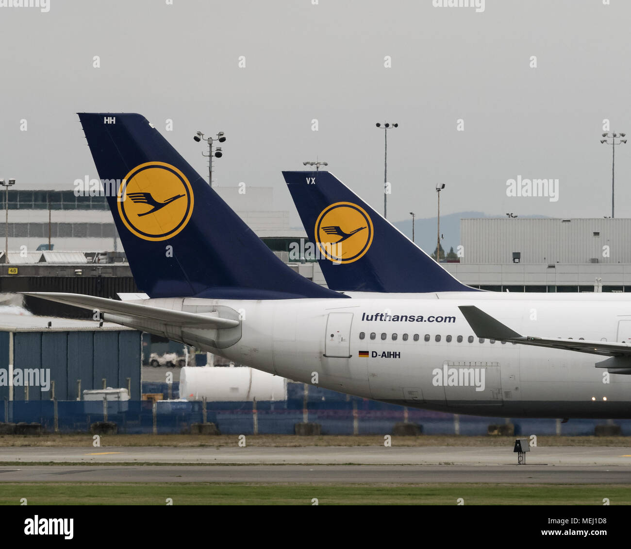 Richmond, British Columbia, Kanada. 24. Sep 2016. Lufthansa Großraumflugzeuge Verkehrsflugzeugen auf der Rollbahn am Internationalen Flughafen von Vancouver. Credit: bayne Stanley/ZUMA Draht/Alamy leben Nachrichten Stockfoto