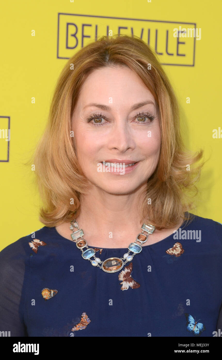 Pasadena, Kalifornien, USA. 22 Apr, 2018. Sharon Lawrence bei der Eröffnung der "Belleville am Pasadena Playhouse am 22. April 2018 in Pasadena, Kalifornien. Quelle: David Edwards/Medien Punch/Alamy leben Nachrichten Stockfoto
