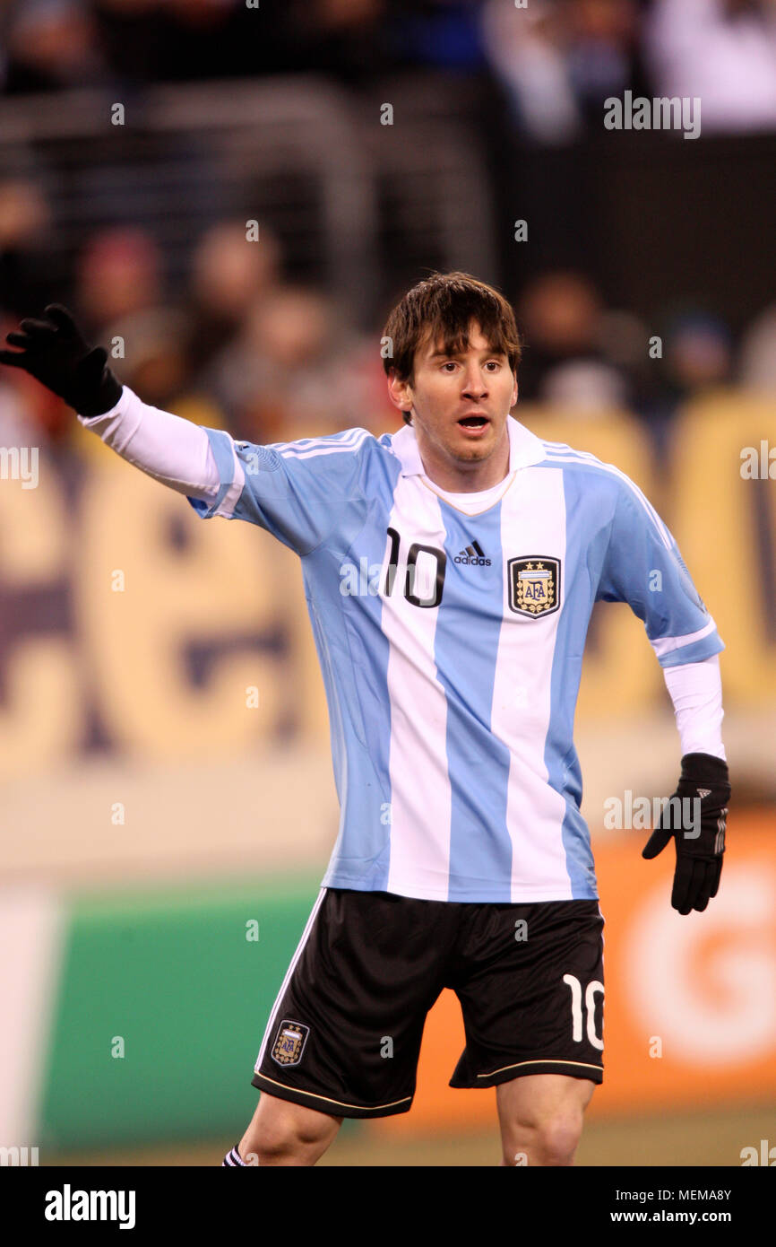 Argentiniens Lionel Messi beim Freundschaftsspiel zwischen den Vereinigten Staaten und Argentinien bei Meadowlands Stadium am 27. März 2011 Stockfoto