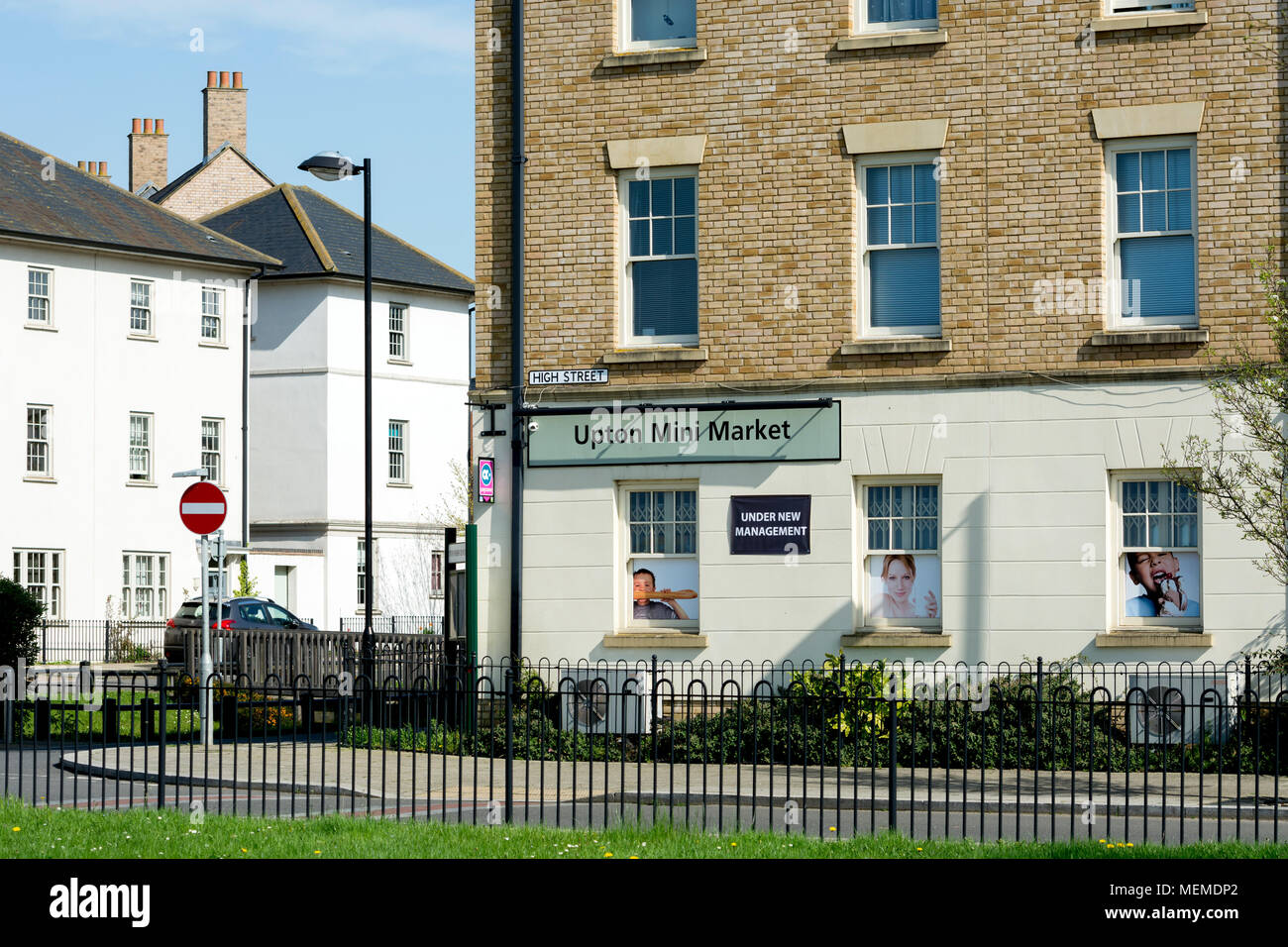 Upton Minimarkt, High Street, Upton, Northampton, Großbritannien Stockfoto