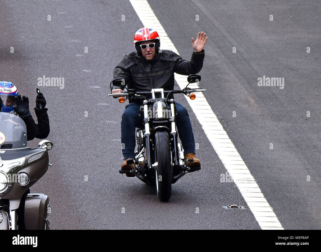 Ehemalige England Rugby Kapitän und 2003 World Cup Sieger Mike Tindall MBE reiten sein Harley Davidson Motorrad 2018 Stockfoto