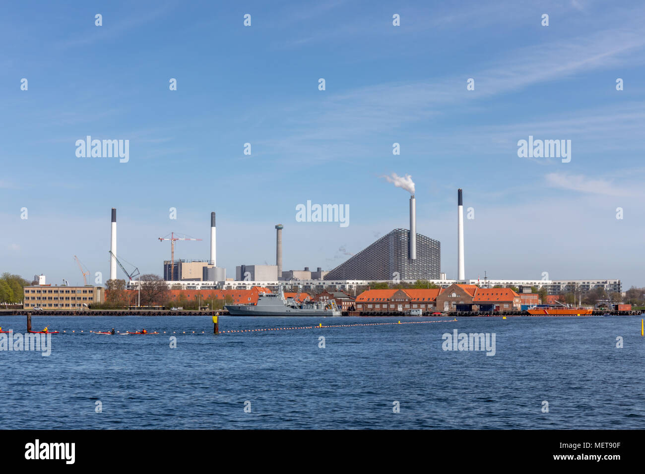 Amager Bakke, CopenHill - Die Städtische Berg; Kraftwerk von Bjarke Ingels Group entworfen; Dänemark Stockfoto