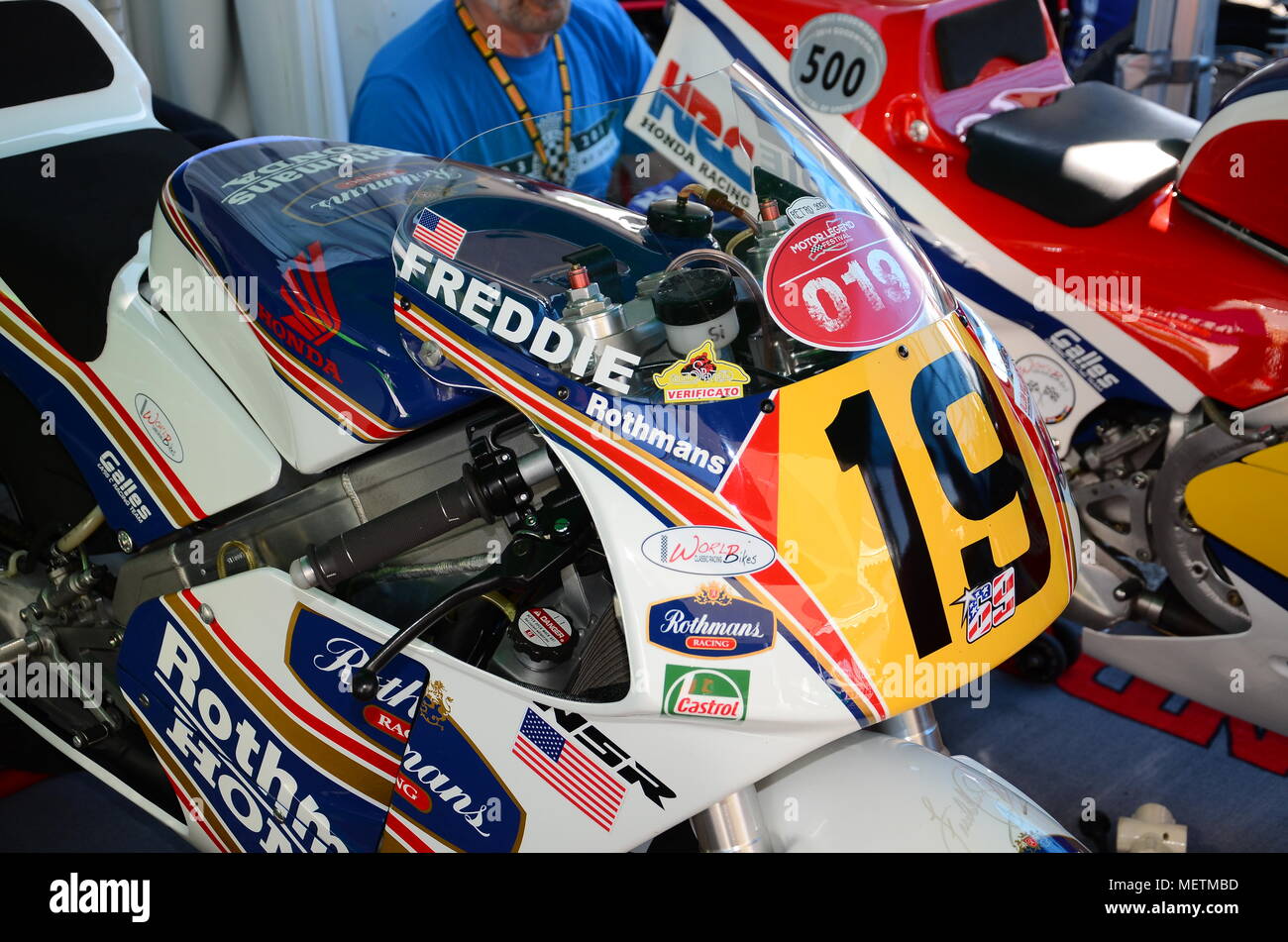 21. April 2018: Honda NSR 500 der legendären Fahrer Freddie Spencer an der Legende Festival 2018 in Imola in Italien. Stockfoto