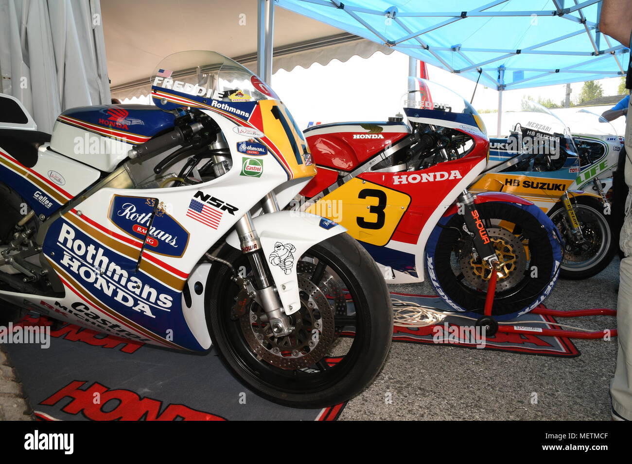 21. April 2018: Honda NSR 500 der legendären Fahrer Freddie Spencer an der Legende Festival 2018 in Imola in Italien. Stockfoto