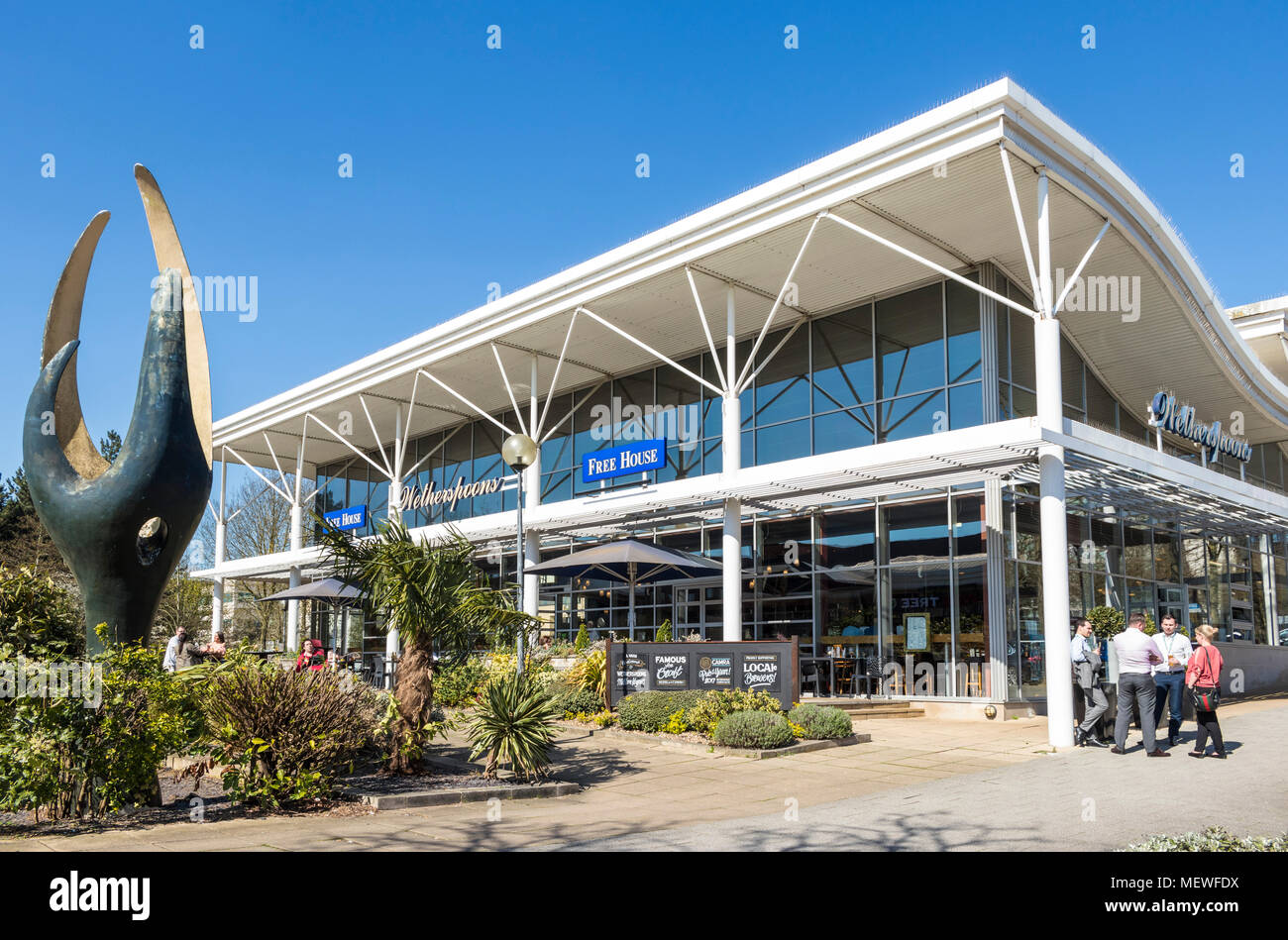 Milton Keynes pub JD Wetherspoons Kneipe in Milton Keynes Zentrum Midsummer Boulevard Milton Keynes Buckinghamshire England gb uk Europa Stockfoto