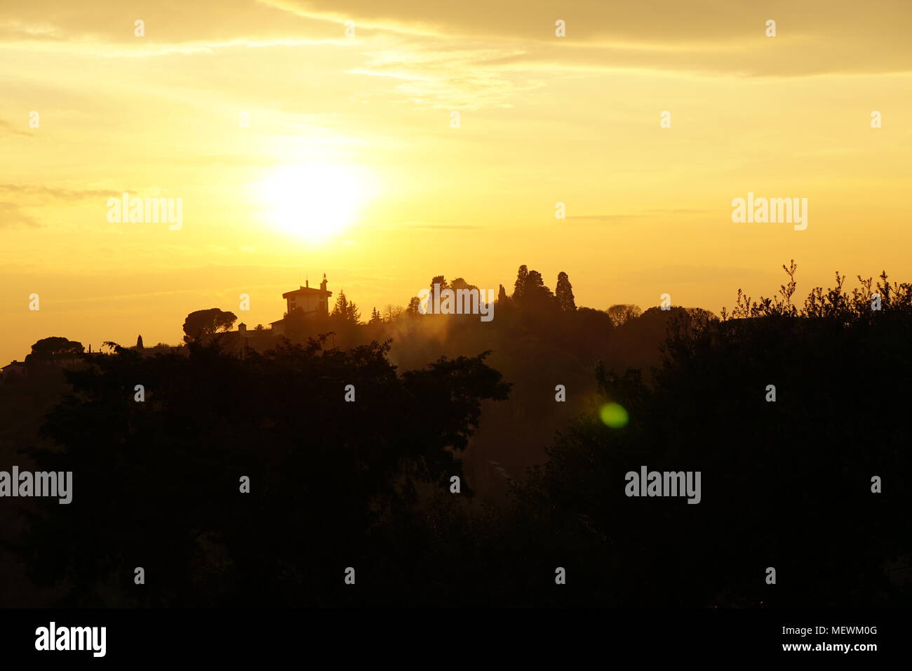 Aussicht auf den Sonnenuntergang über der Stadt Florenz von der Piazzale Michelangelo, Florenz, Italien Stockfoto