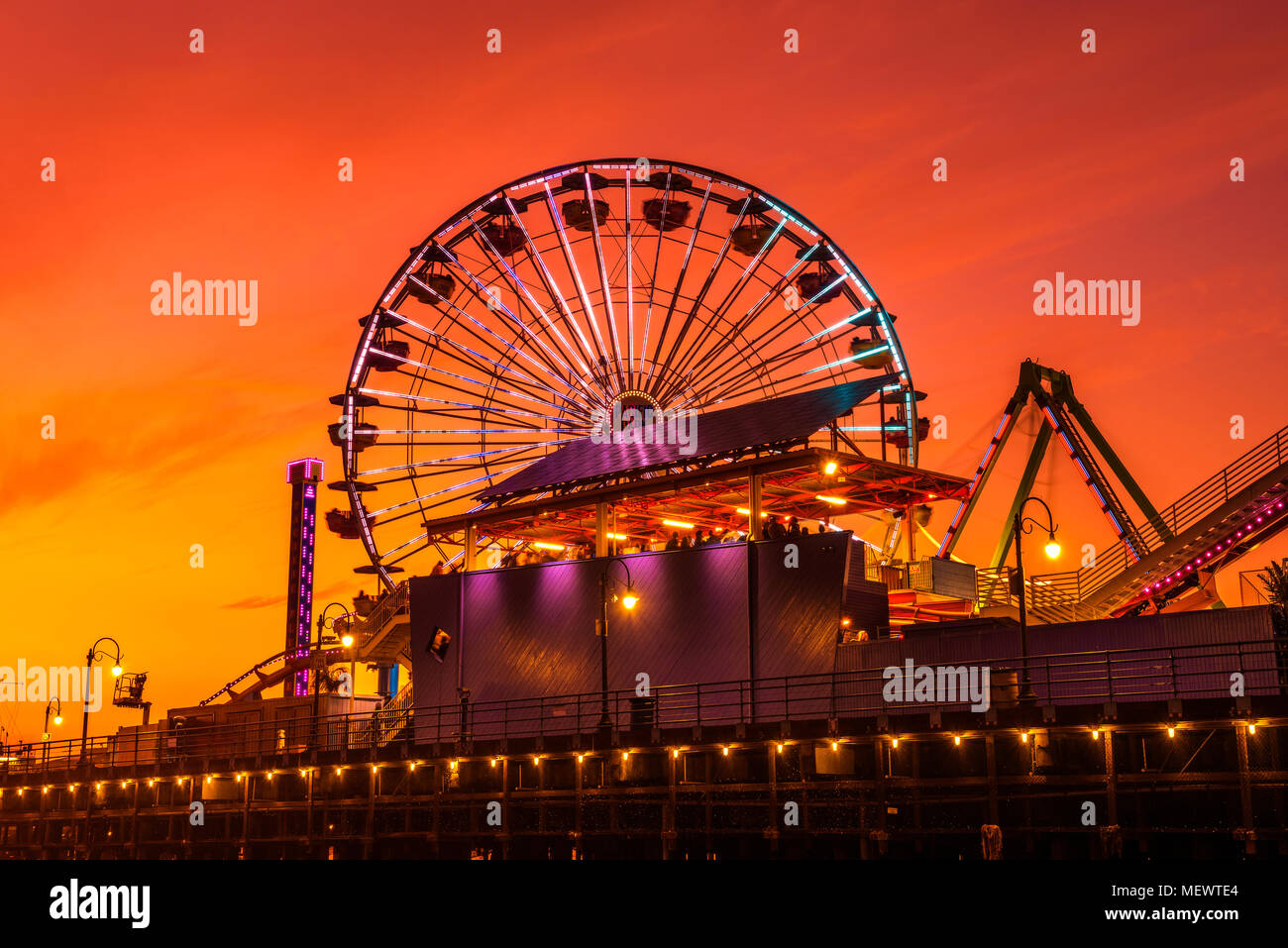 Sonnenuntergang am Santa Monica Pier Los Angeles Stockfoto