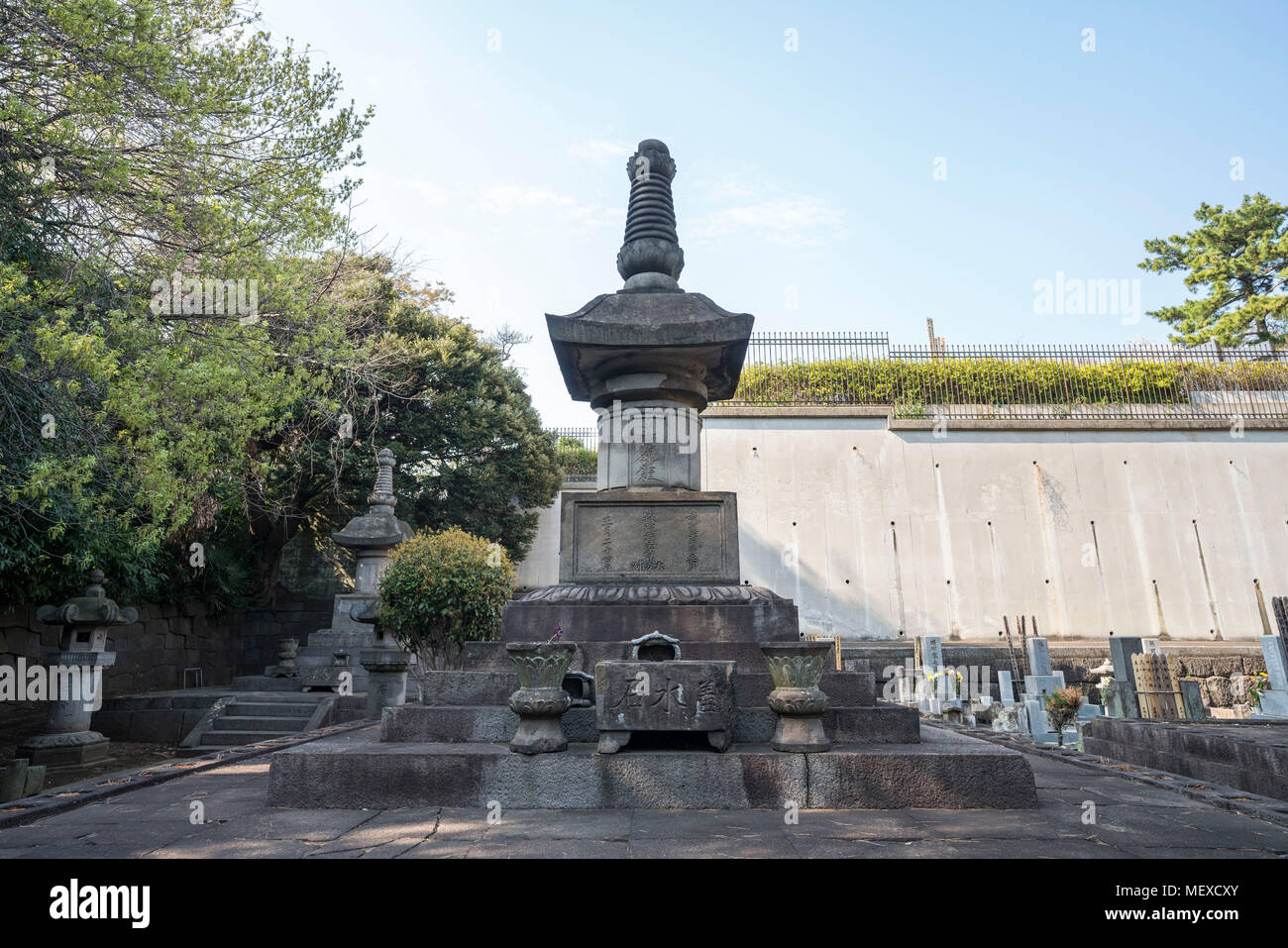 Kii Tokugawa Familie Kirchhof, Ikegami Honmonji Tempel, Ota-Ku, Tokio, Japan Stockfoto