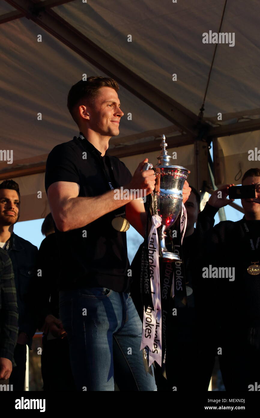 St Mirrren Ladbrokes Meisterschaft Champions 2017 / 18 Cup Parade Stockfoto