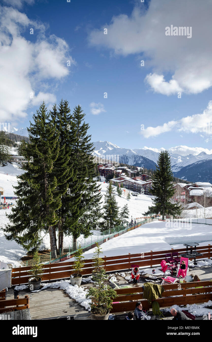 Les Arcs französische Alpen Ski Resort und auf die Berge in der Nähe von Bourg Saint Maurice in Frankreich Stockfoto