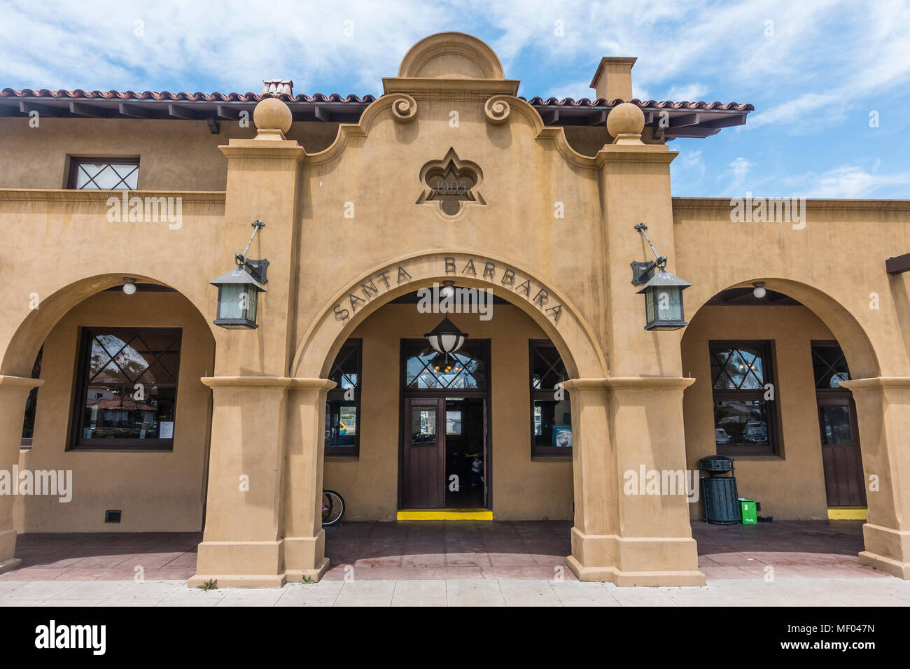 Das historische Santa Barbara, Kalifornien Bahnhof mit der spanischen Renaissance Architektur. Stockfoto