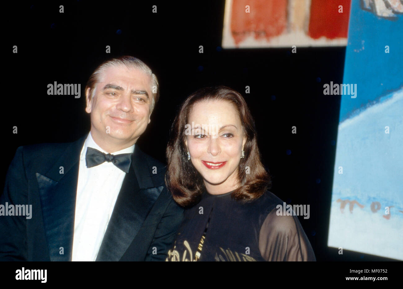 Prinzessin Catherine Colonna de Stigliano, Organisatorin des Sommerballs in Monte Carlo, mit Begleitung, Monaco 2003. Prinzessin Catherine Colonna de Stigliano, Monte Carlo Sommer Ball Organisator, mit Partner in Monte Carlo, Monaco 2003. Stockfoto