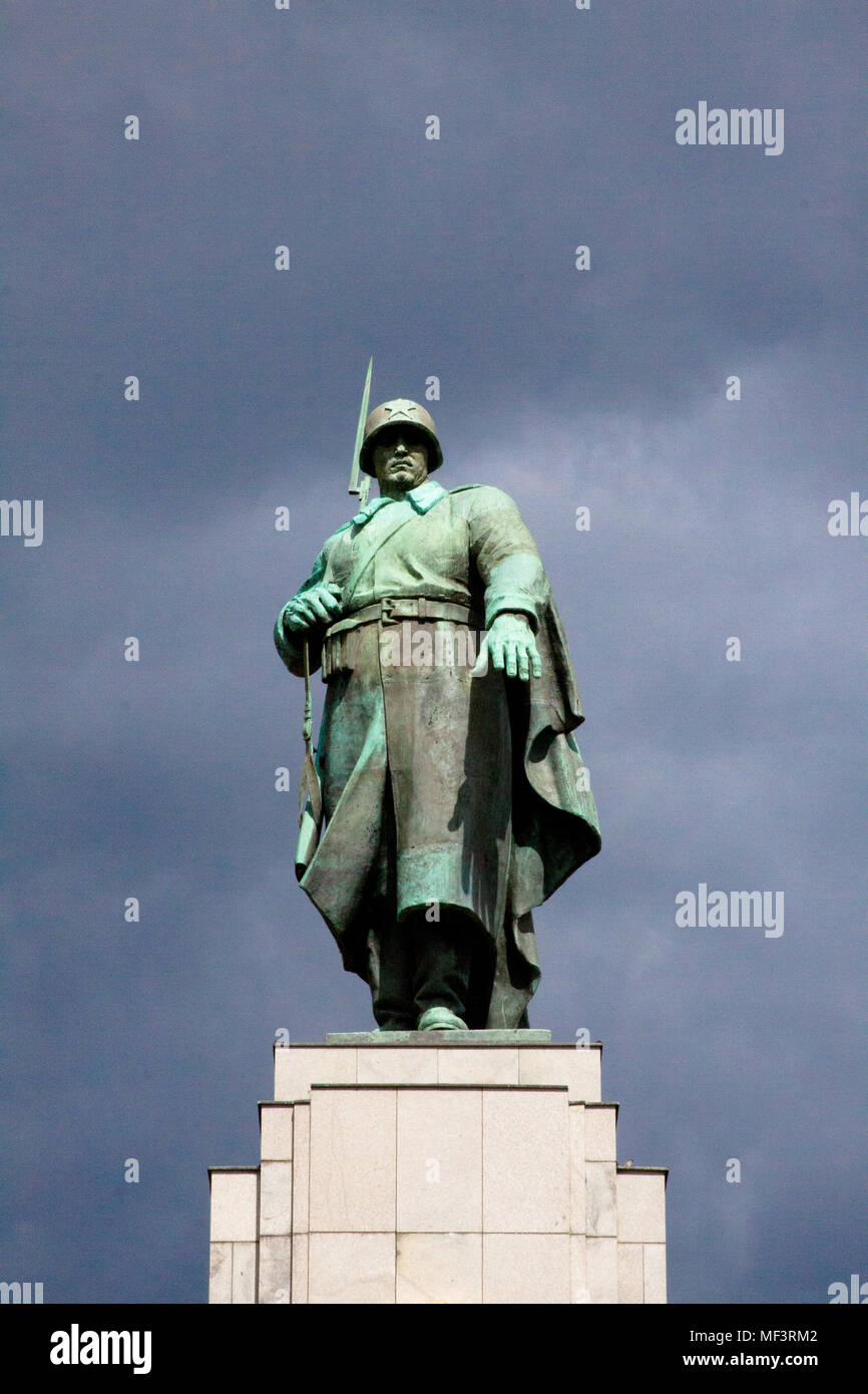 Sowjetischen Soldaten Denkmal in Berlin, Deutschland Stockfotografie - Alamy