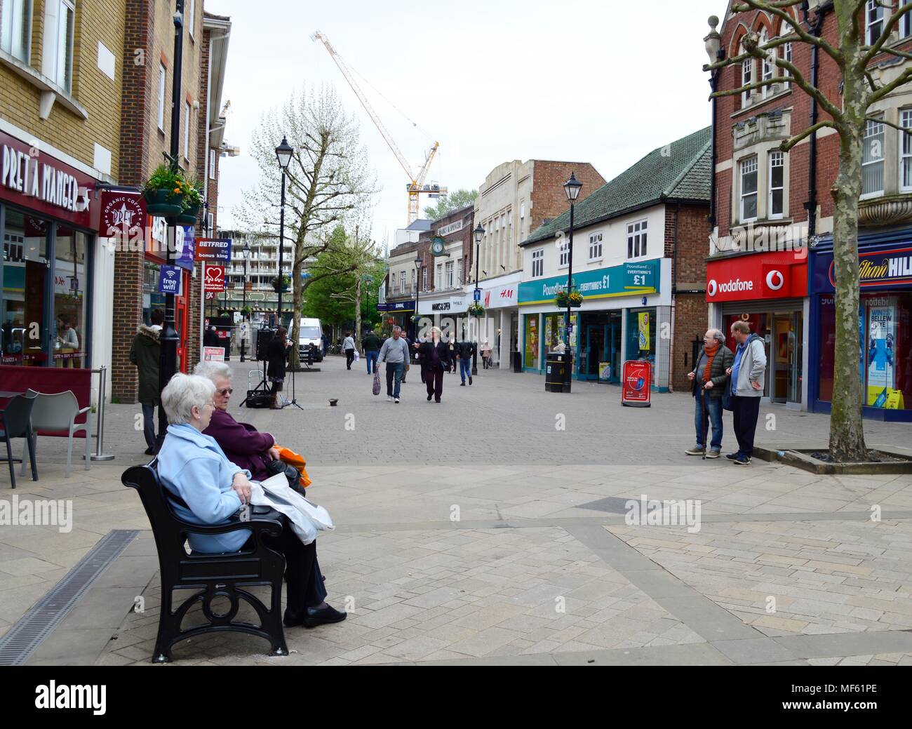 Staines Thames Town Center Surrey UK Stockfoto