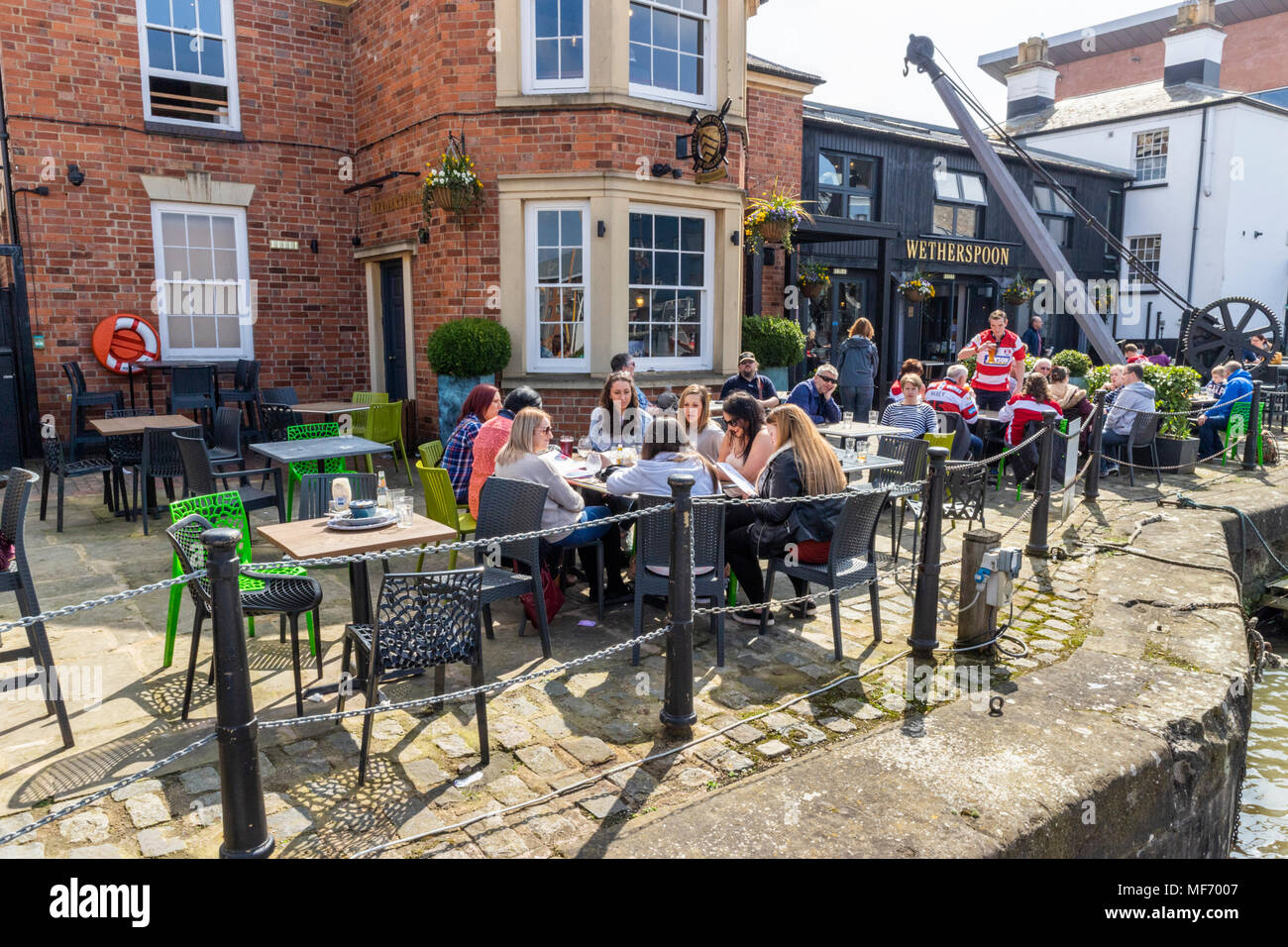 Der Lord High Constable von England (wetherspoons) in Gloucester Docks auf ein Rugby-spiel Tag, Gloucester UK Stockfoto