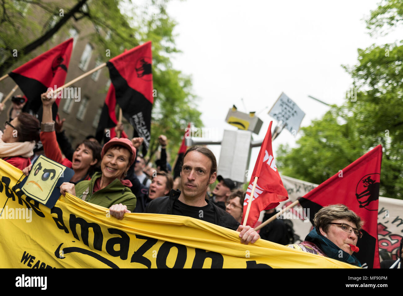 Amazon Streik Stockfotos und -bilder Kaufen - Alamy