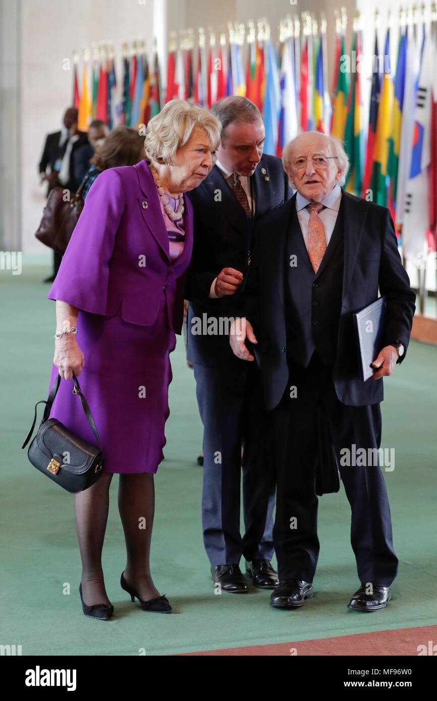 Vereinten Nationen, New York, USA, April 24, 2018 - Michael Higgins, Präsident von Irland während der Frieden Aufbau und Erhalt von Frieden treffen heute auf das UN-Hauptquartier in New York City. Foto: Luiz Rampelotto/EuropaNewswire | Verwendung weltweit Stockfoto