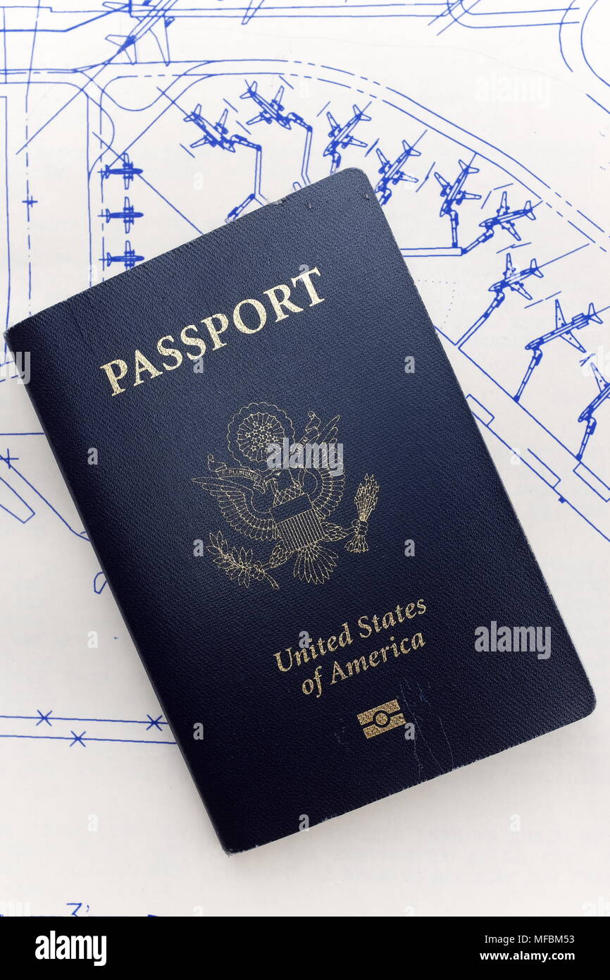 Verwendet United Reisepass Staaten beruht auf einem Hintergrund Skizze von Flugzeugen an einem Terminal. Stockfoto
