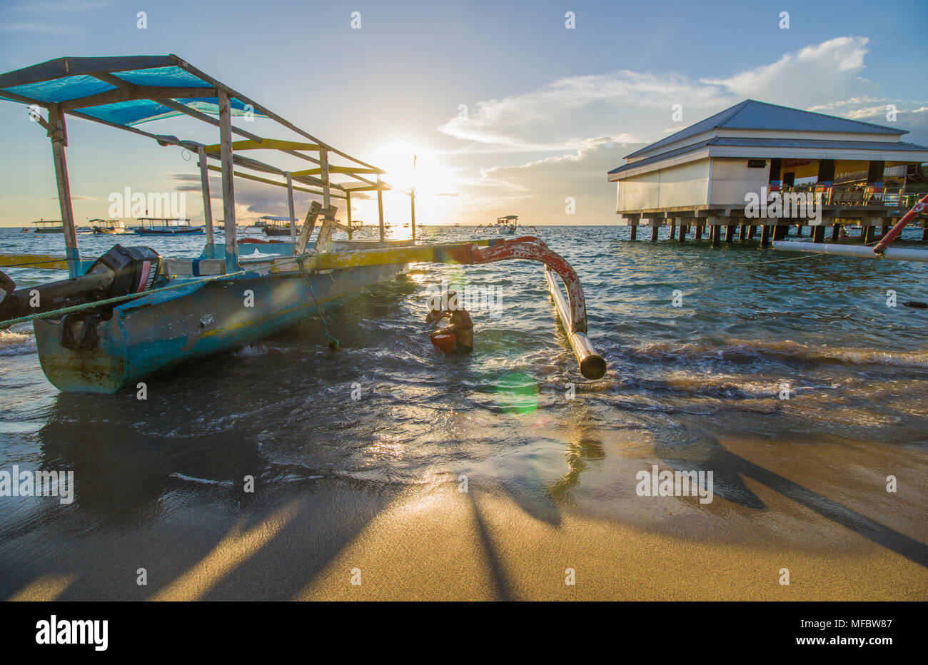 (Lombok, Senggigi Beach West Nusa Tenggara) ist die wichtigste touristische Streifen auf der indonesischen Insel Lombok. Stockfoto