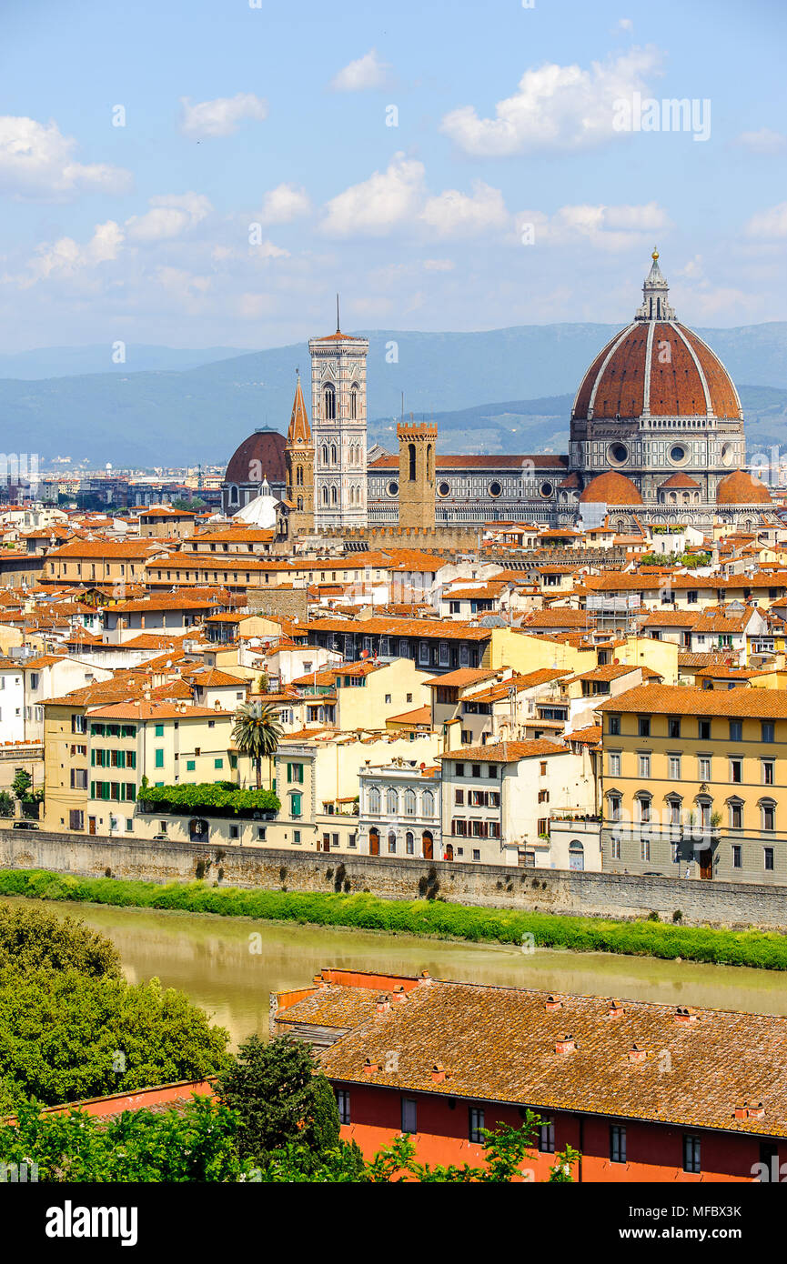 Blick vom Michelangelo Platz im historischen Zentrum von Florenz, Italien. UNESCO-Heriage. Stockfoto
