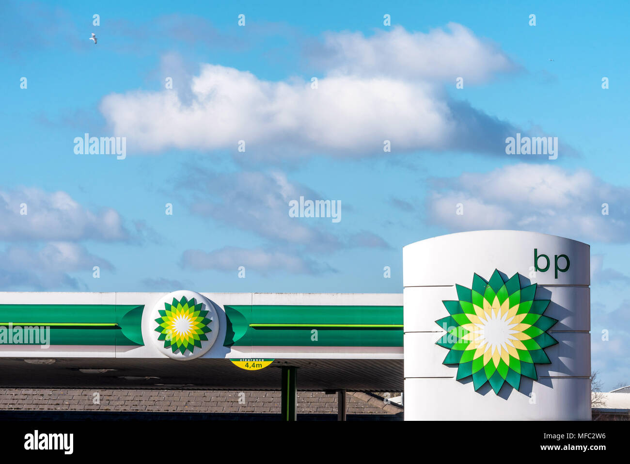 Northampton, Großbritannien - Mar 26, 2018: Tagesansicht von British Petroleum BP Logo in der Innenstadt. Stockfoto
