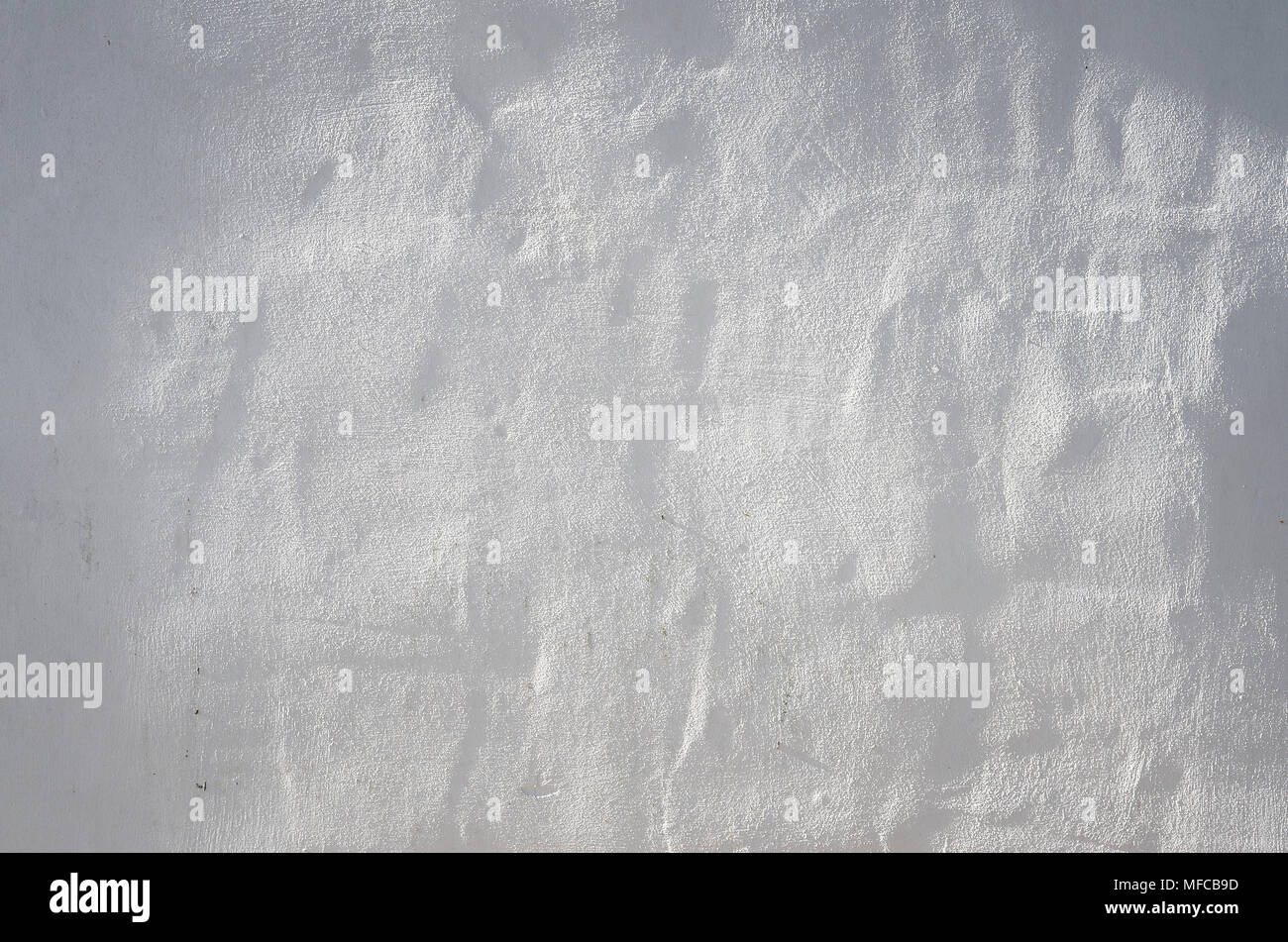 Detail der weiße strukturierte Wand zeigen Wellenbewegungen und Anwendung markiert Stockfoto