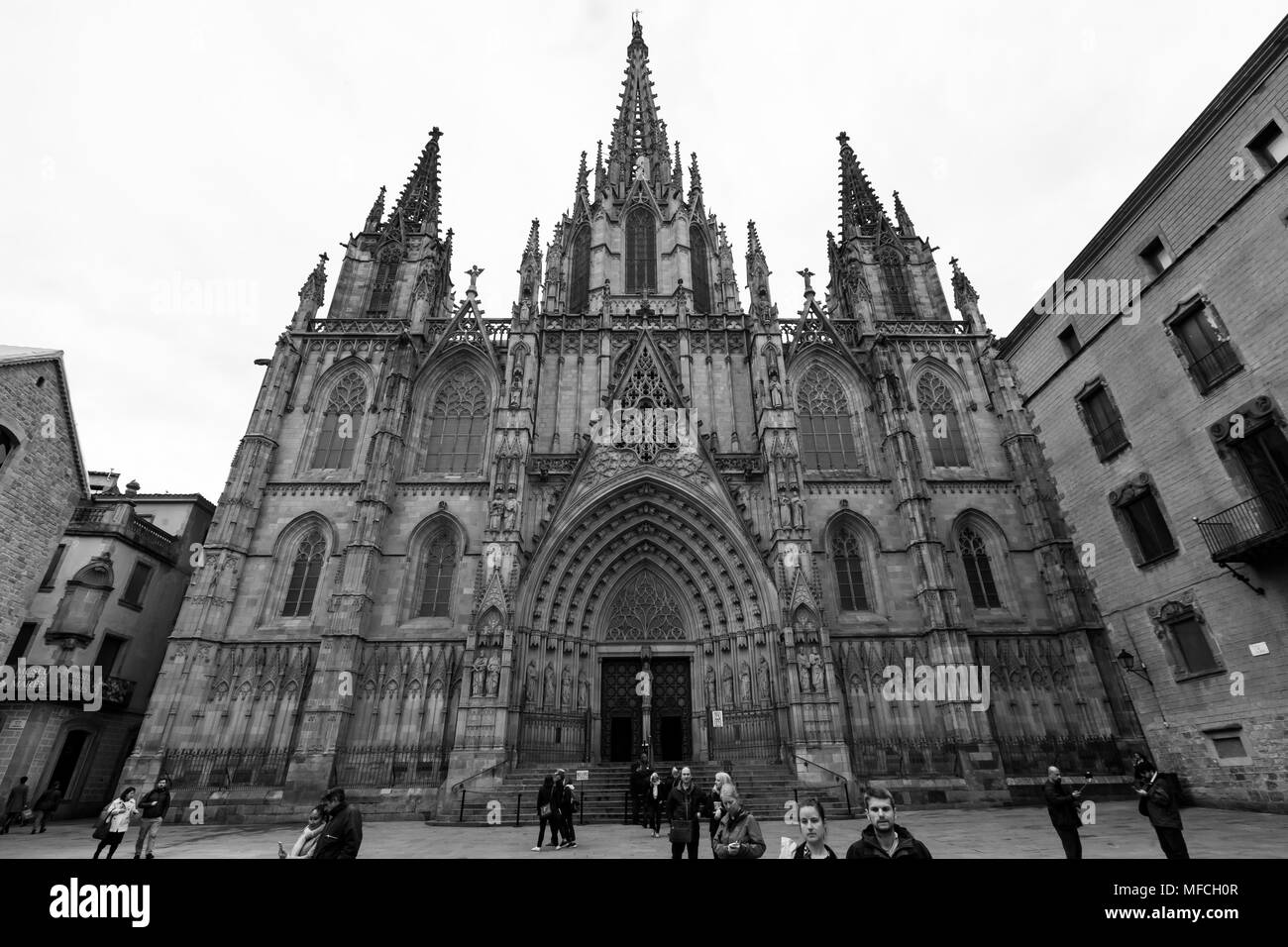 Die Kathedrale der Hl. Kreuz und St. Eulalia, auch als die Kathedrale von Barcelona genannt, ist die gotische Kathedrale und Sitz der Erzbischof von Barcelona Stockfoto