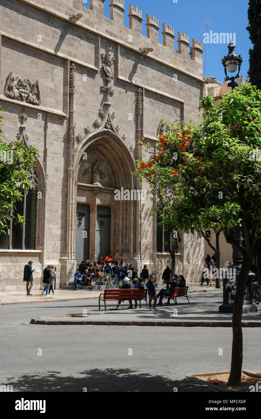 Fassade von La Lonja, einem ehemaligen gotischen Seide und Commodities Exchange Gebäude, heute ein Weltkulturerbe,Ciutat Vella, Valencia, Spanien Stockfoto