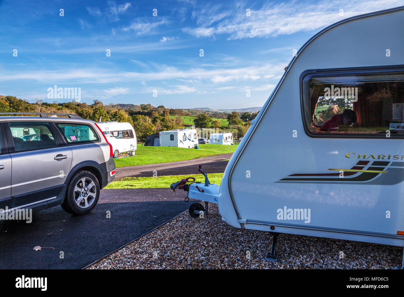 Ein Campingplatz mit Blick über die Landschaft von Dorset. Stockfoto