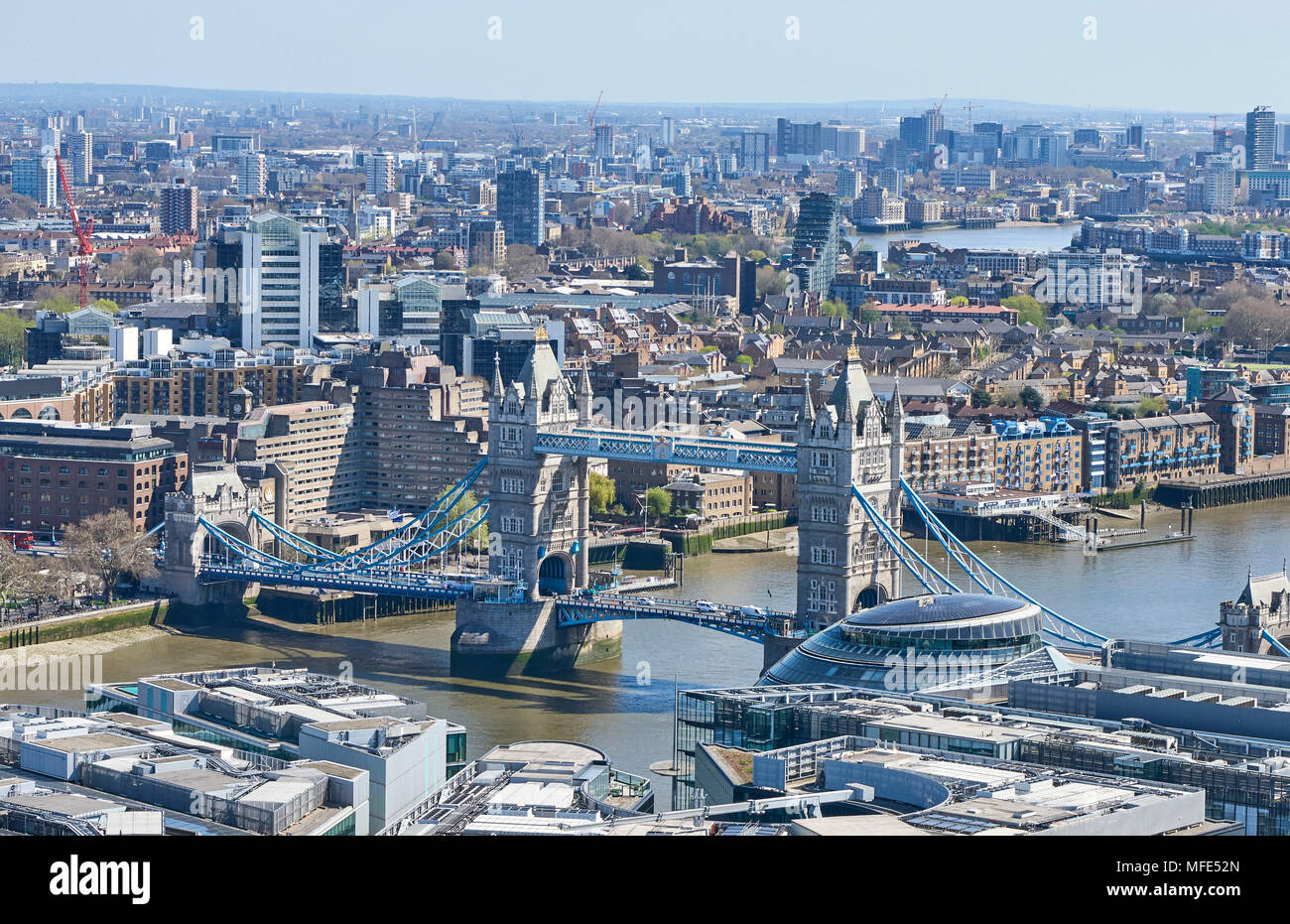 Die Tower Bridge und der Themse, London, UK Stockfoto