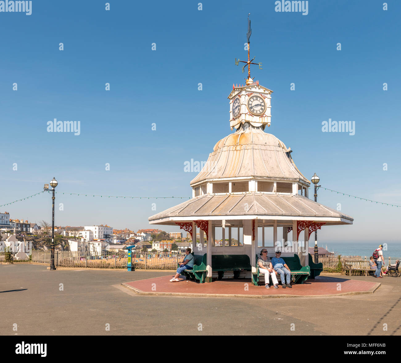 Der uhrturm Tierheim an der Spitze der Viking Bay, Broadstairs, Kent Stockfoto