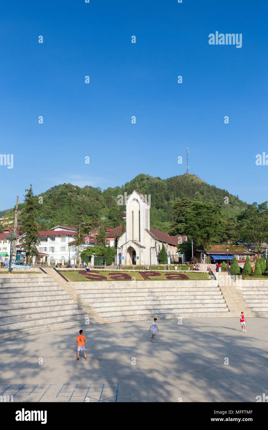 Anzeigen von Sapa Town Hauptplatz, Sapa, Vietnam Stockfoto
