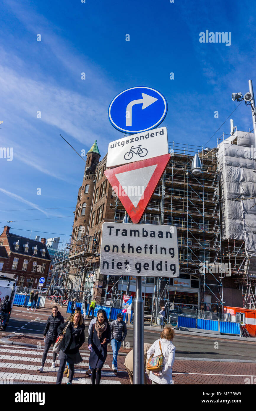 Fahrrad und Bahn Warnschild, Amsterdam, Niederlande, Europa. Stockfoto