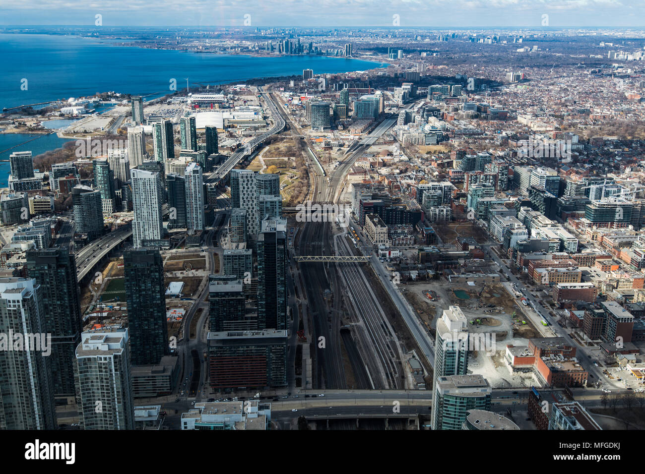 Einen allgemeinen Überblick über Toronto, Ontario, Kanada - vom CN Tower Stockfoto