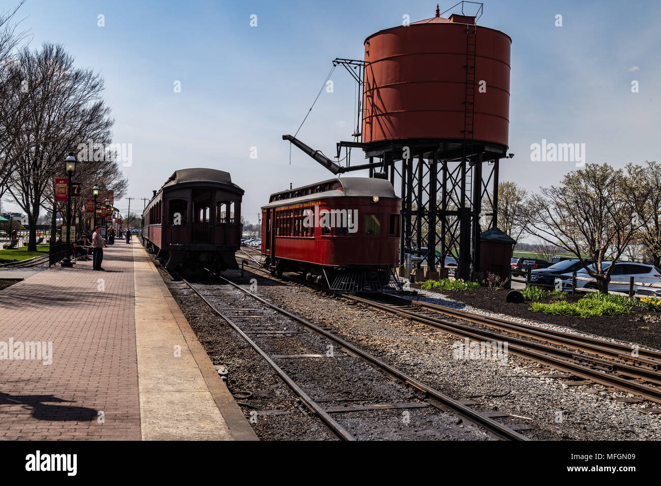 Strasburg, PA, USA - 14. April 2018: Die Lancaster, Oxford, und Südlichen Tolley Auto arbeitet auf der Strasburg Rail Road Station. Stockfoto