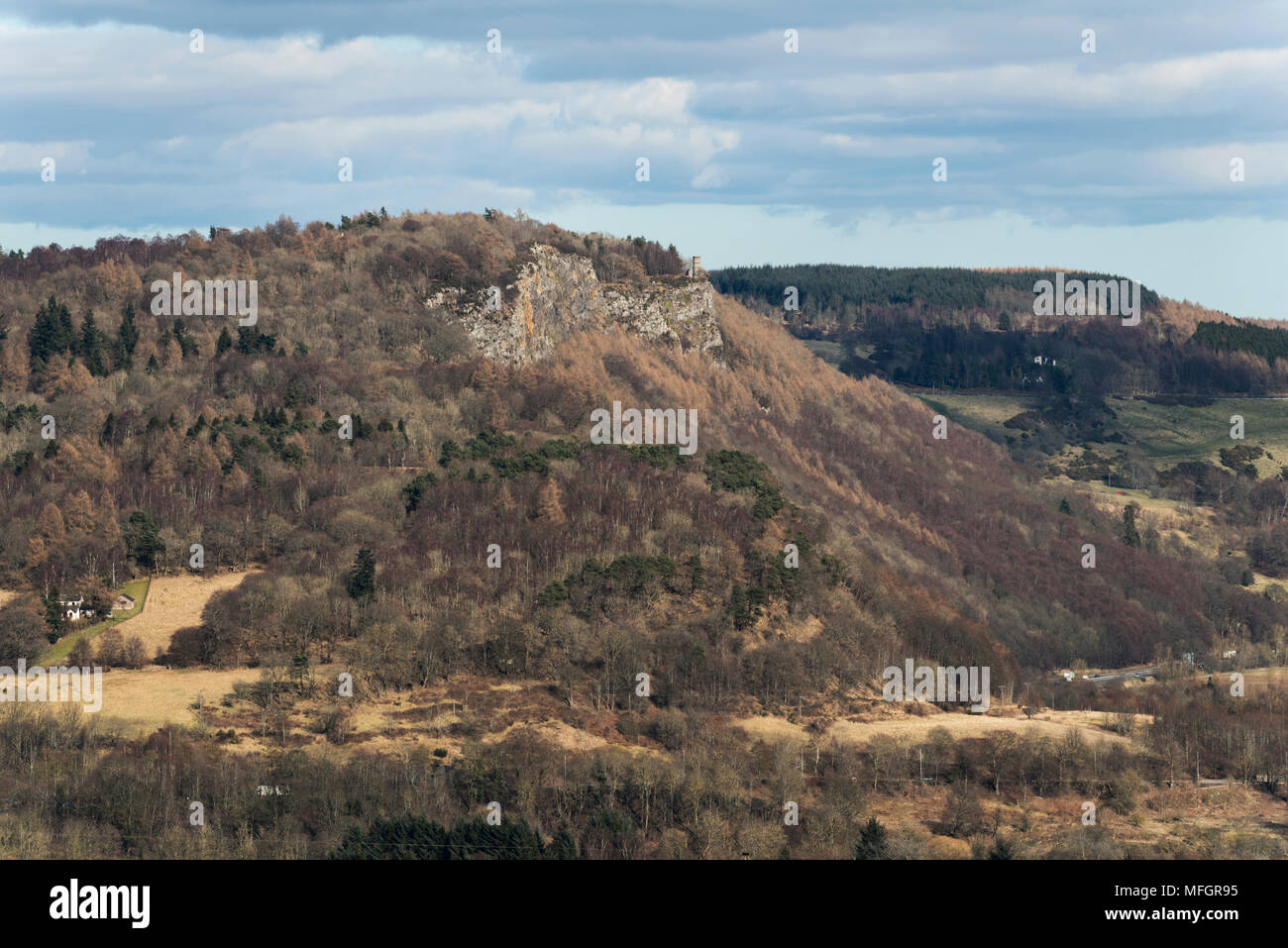 Blick auf Kinnoull Hill von Magdalena Hill, Perth, Schottland, UK. Stockfoto