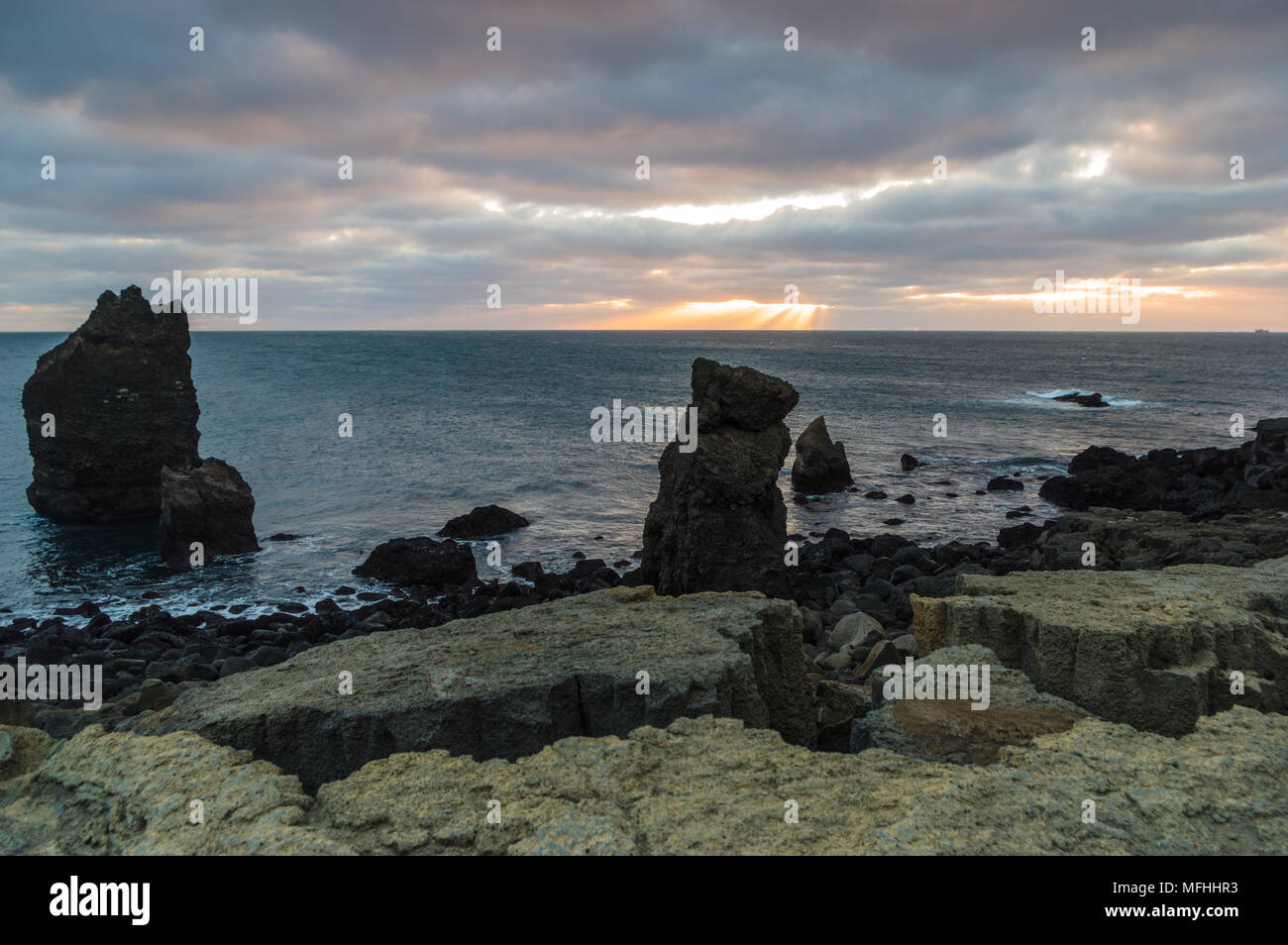 <span class='wsc Untertitel' id='Island lilleulven.com K3 09611. DNG'> Valahnúkamöl, Reykjanesvirkjun, Region/Südliche Halbinsel Reykjanes Halbinsel • Stockfoto