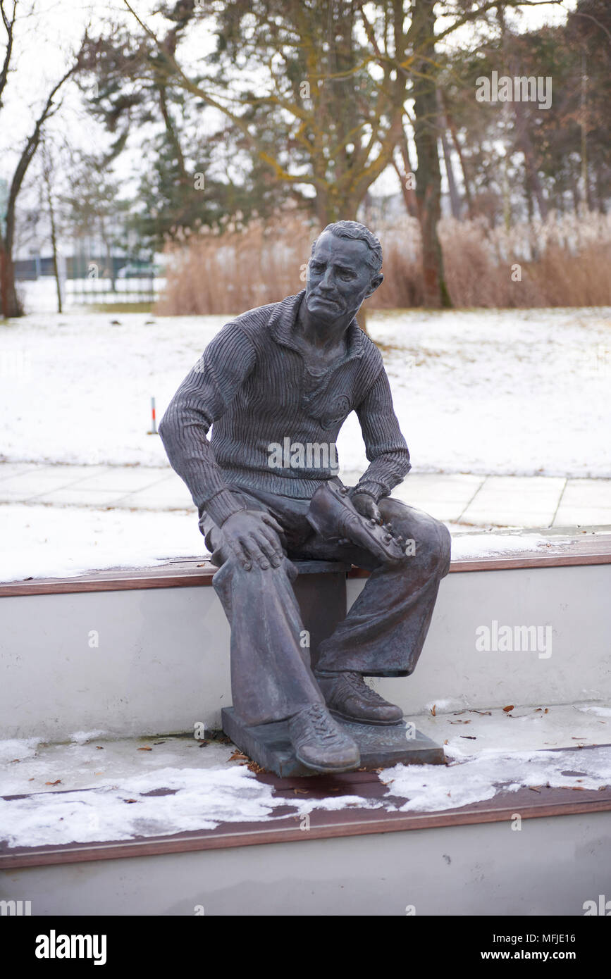 Statue von Adi Dassler Stockfoto