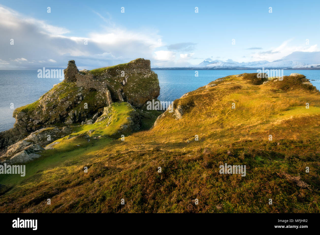 Dunscaith Schloss, Isle of Skye, Innere Hebriden, Schottland, Großbritannien, Europa Stockfoto
