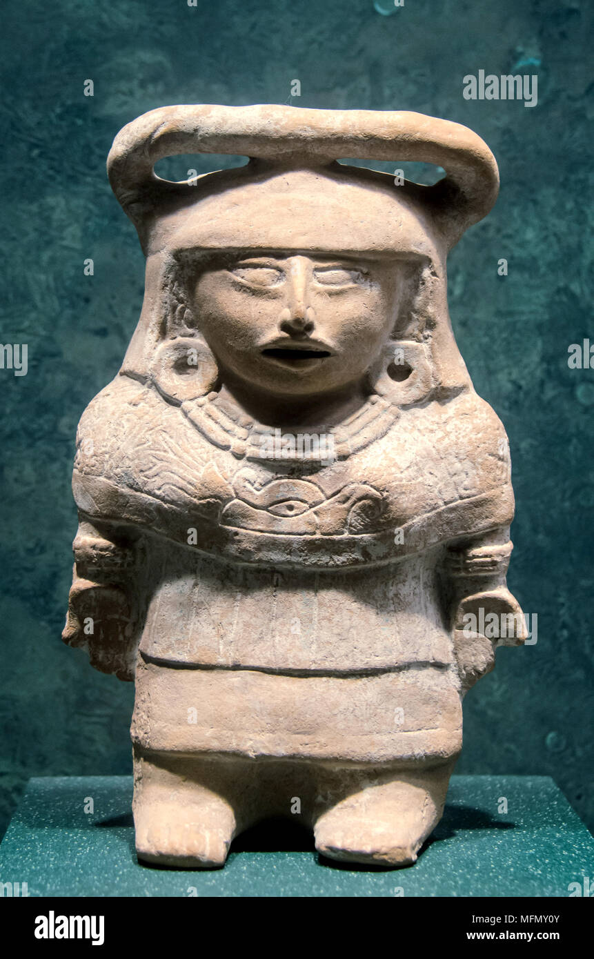 Ton Skulptur in Handarbeit durch die Maya Kultur der mexikanischen Insel  Haina Stockfotografie - Alamy
