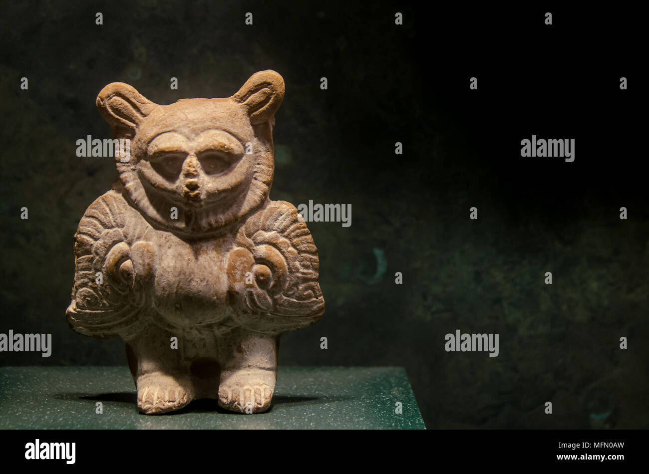 Ton Skulptur in Handarbeit durch die Maya Kultur der mexikanischen Insel Haina Stockfoto