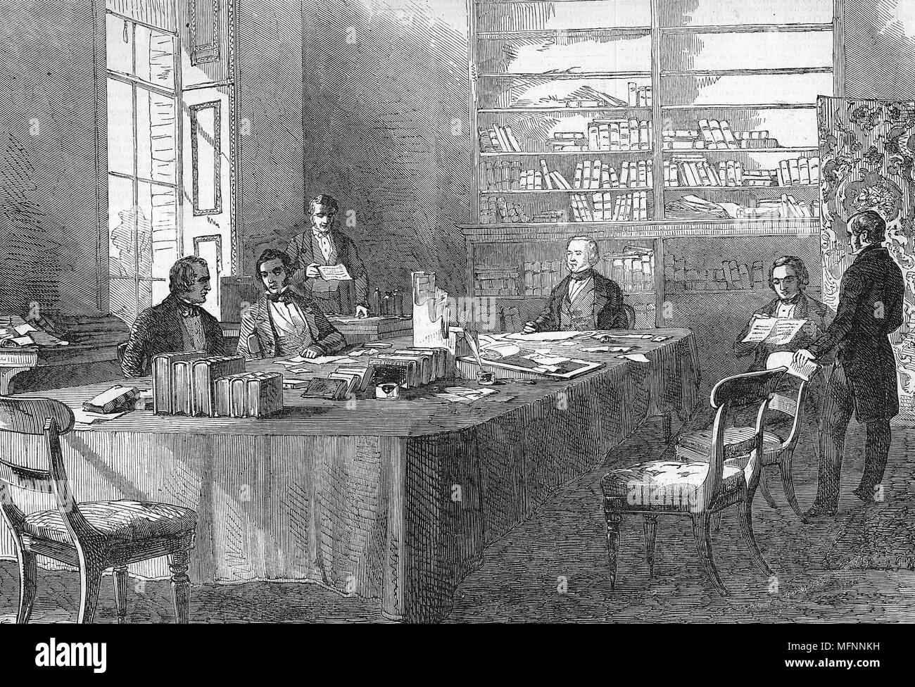 Sitzung des erweiterten Vorstands der Gesundheit, Gwydyr House, Whitehall,  London. Abbildung sitzt auf der rechten Seite ist Edwin Chadwick  (1800-1890), der für eine sanitäre Kommission in Kraft 1839 kam aufgeregt.  Die Public